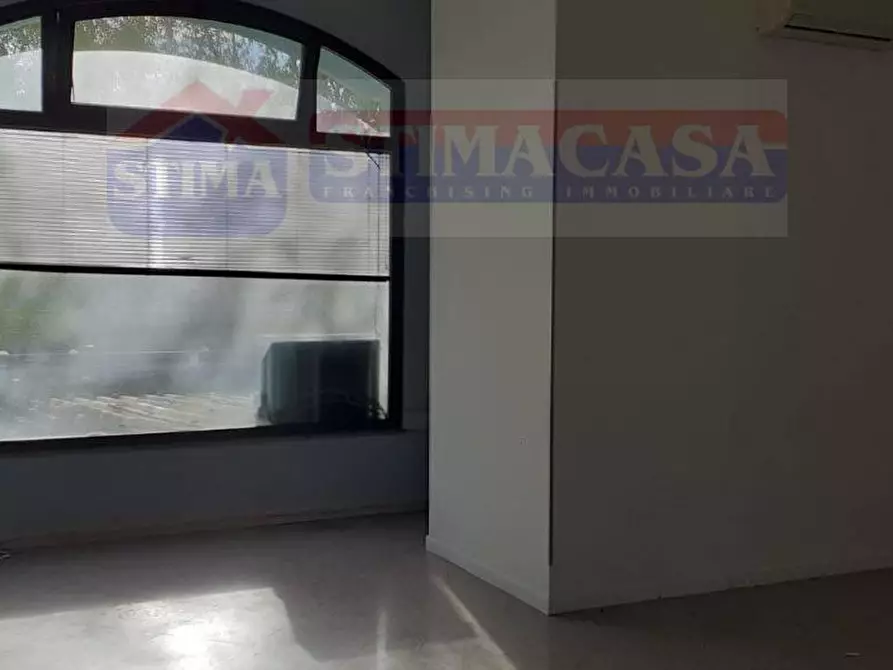 Immagine 3 di Ufficio in affitto  in VIA Padula a Casoria