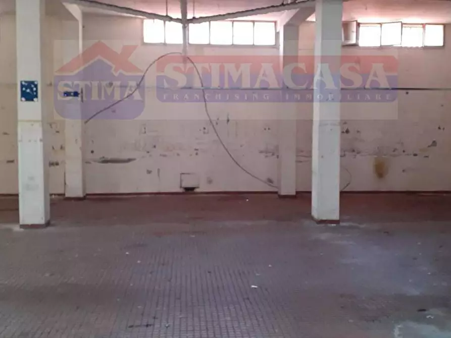 Immagine 6 di Attività commerciale in affitto  in VIA PADULA a Casoria
