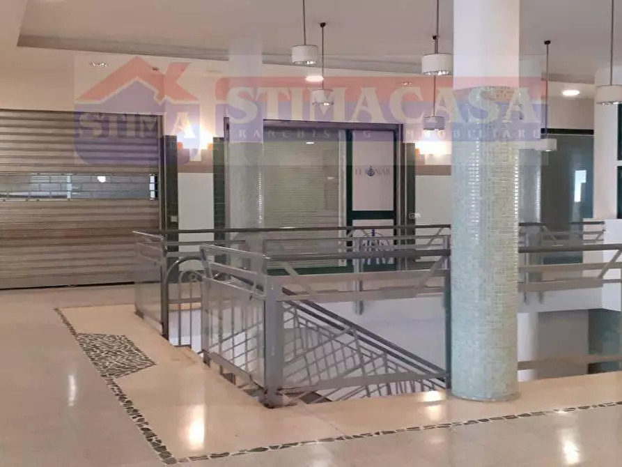 Immagine 1 di Ufficio in affitto  in VIA Padula a Casoria