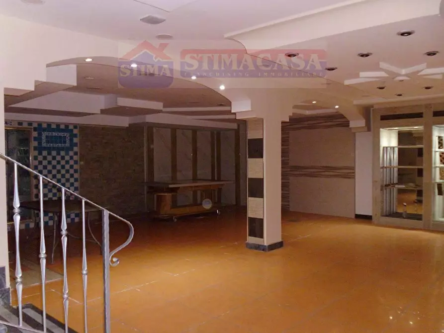 Immagine 7 di Locale commerciale in affitto  in VIA Napoli a Casoria