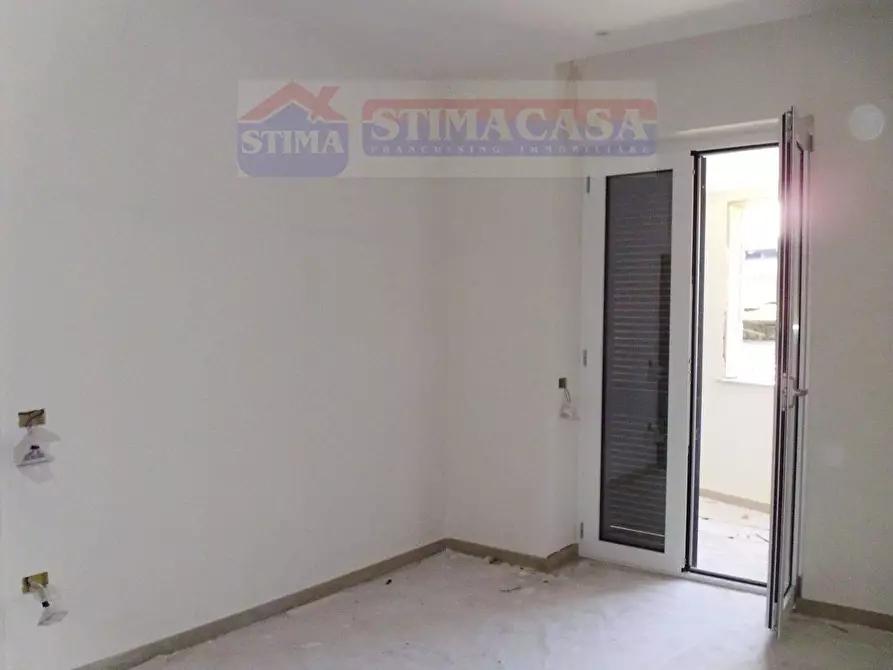 Immagine 11 di Appartamento in affitto  in STRADA Statale Sannitica a Casoria