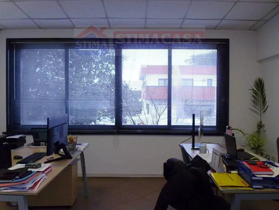 Immagine 2 di Ufficio in affitto  in VIA circumvallazione esterna a Casoria