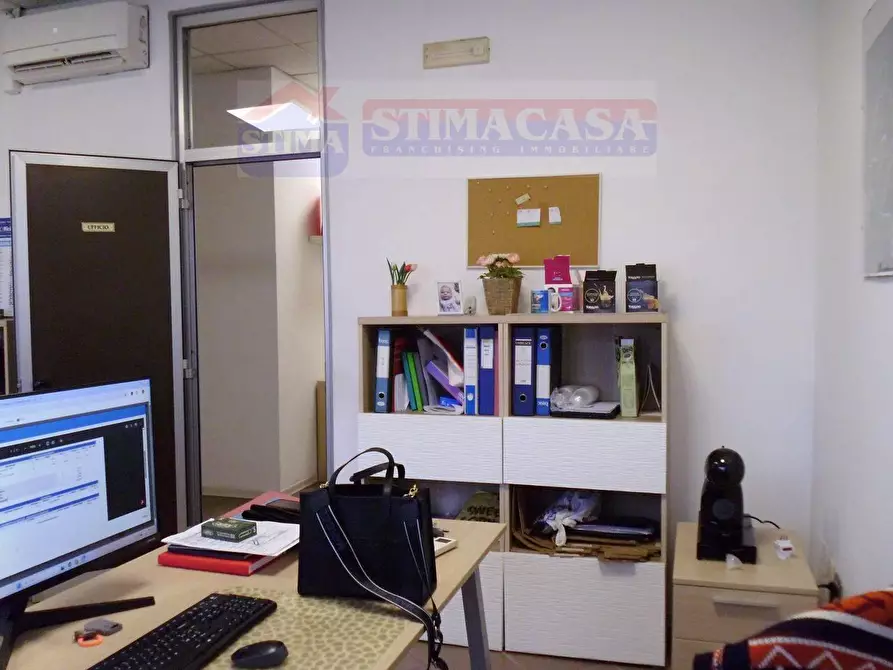 Immagine 5 di Ufficio in affitto  in VIA circumvallazione esterna a Casoria