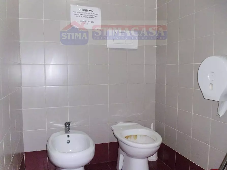 Immagine 12 di Ufficio in affitto  in VIA circumvallazione esterna a Casoria