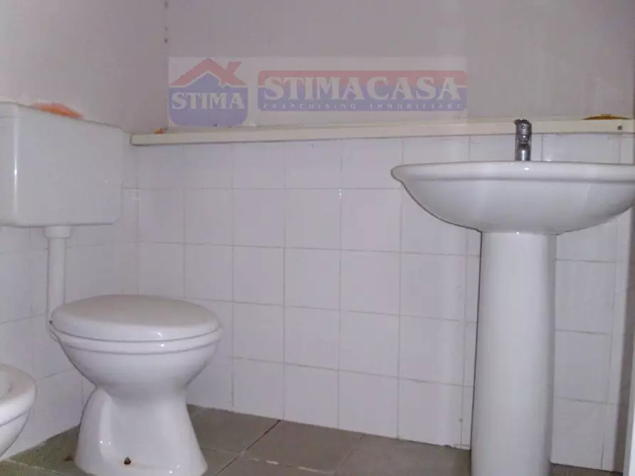 Immagine 5 di Capannone industriale in affitto  in VIA circumvallazione esterna a Casoria