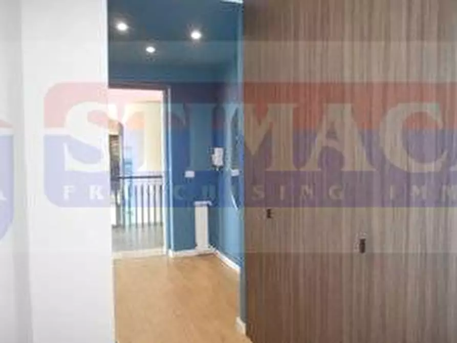 Immagine 11 di Ufficio in affitto  in VIA Piave a Casoria