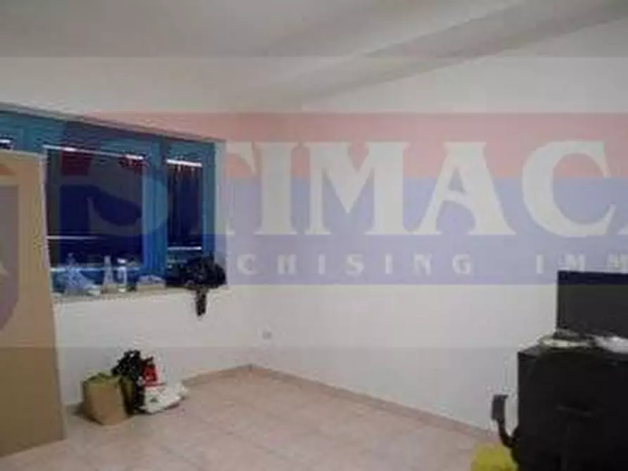 Immagine 14 di Ufficio in affitto  in VIA Piave a Casoria