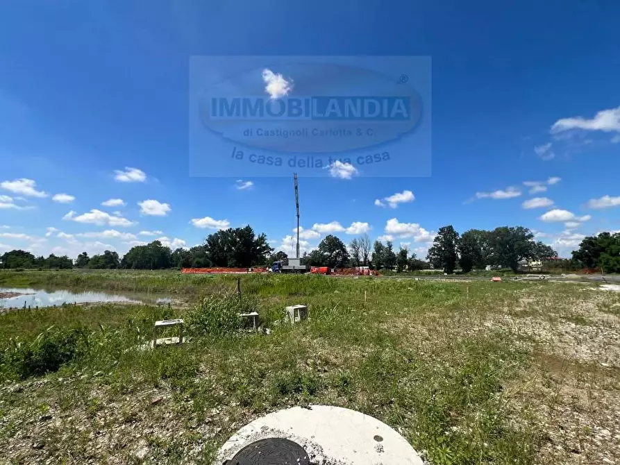 Immagine 3 di Terreno residenziale in vendita  in VIA a Comazzo