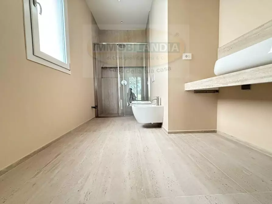 Immagine 16 di Casa bifamiliare in vendita  in VIA SAN ROCCO 1 a Comazzo