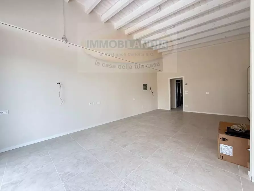 Immagine 4 di Casa bifamiliare in vendita  in VIA SAN ROCCO 1 a Comazzo