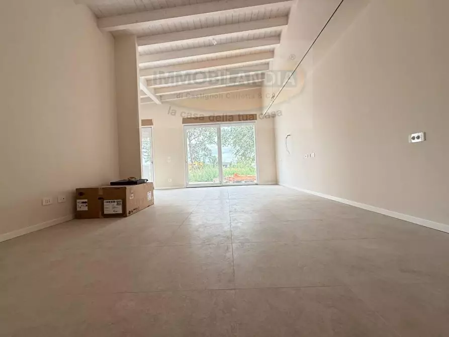 Immagine 6 di Casa bifamiliare in vendita  in VIA SAN ROCCO 1 a Comazzo