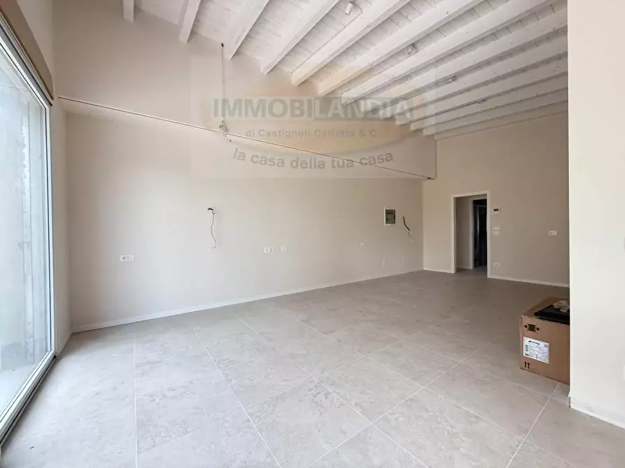 Immagine 7 di Casa bifamiliare in vendita  in VIA SAN ROCCO 1 a Comazzo