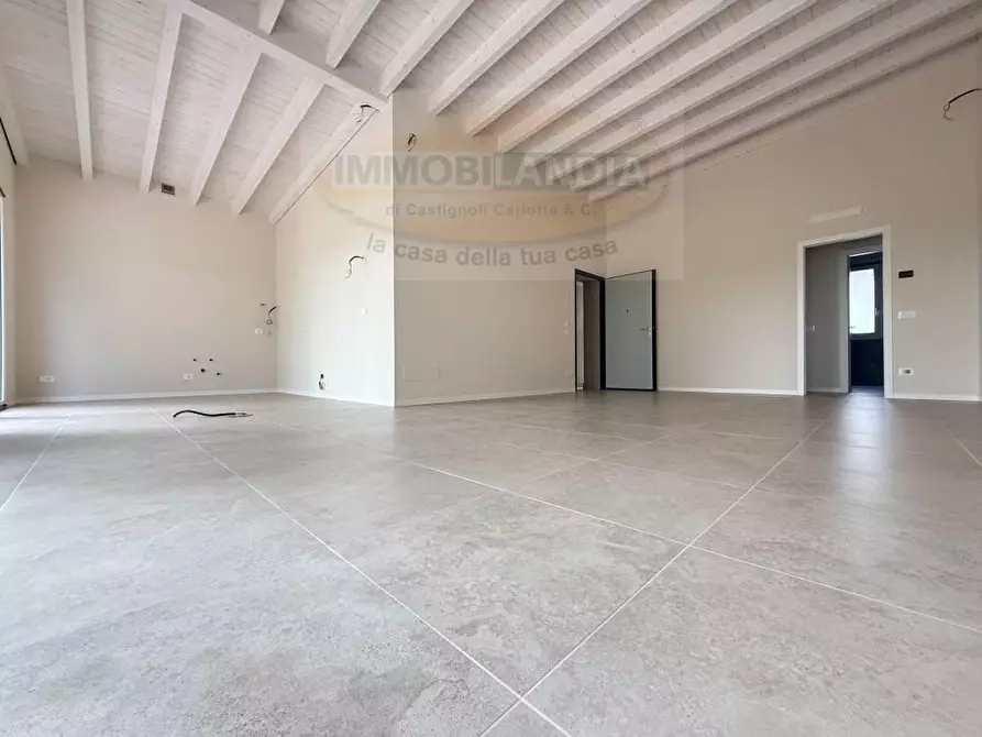 Immagine 13 di Casa bifamiliare in vendita  in VIA SAN ROCCO 1 a Comazzo