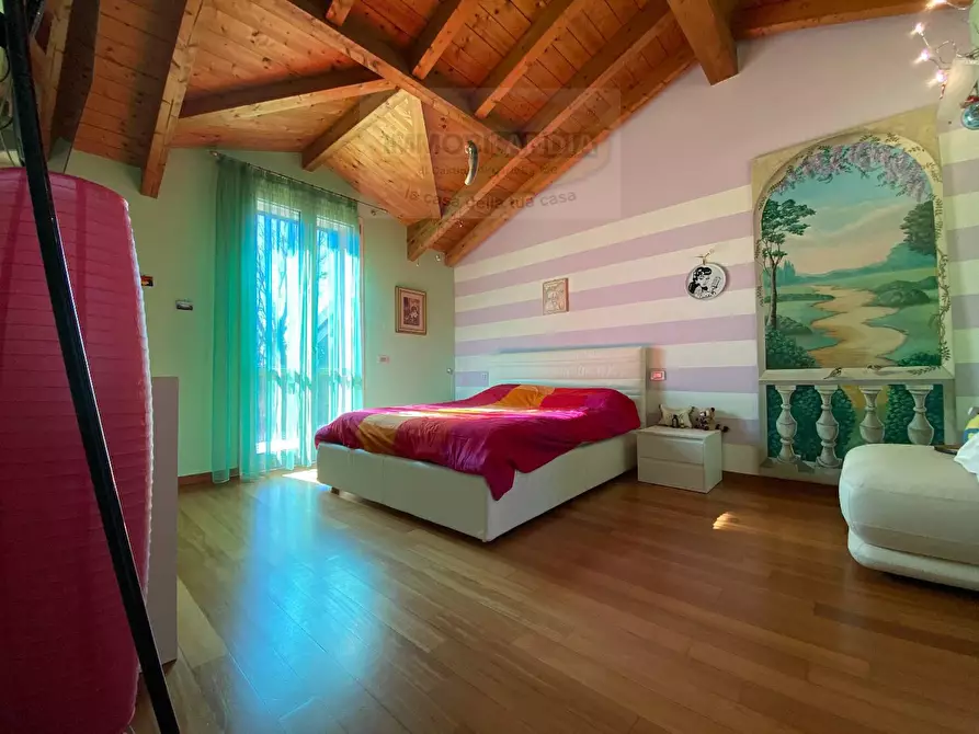 Immagine 15 di Villa in vendita  in VIA berlinguer a Comazzo