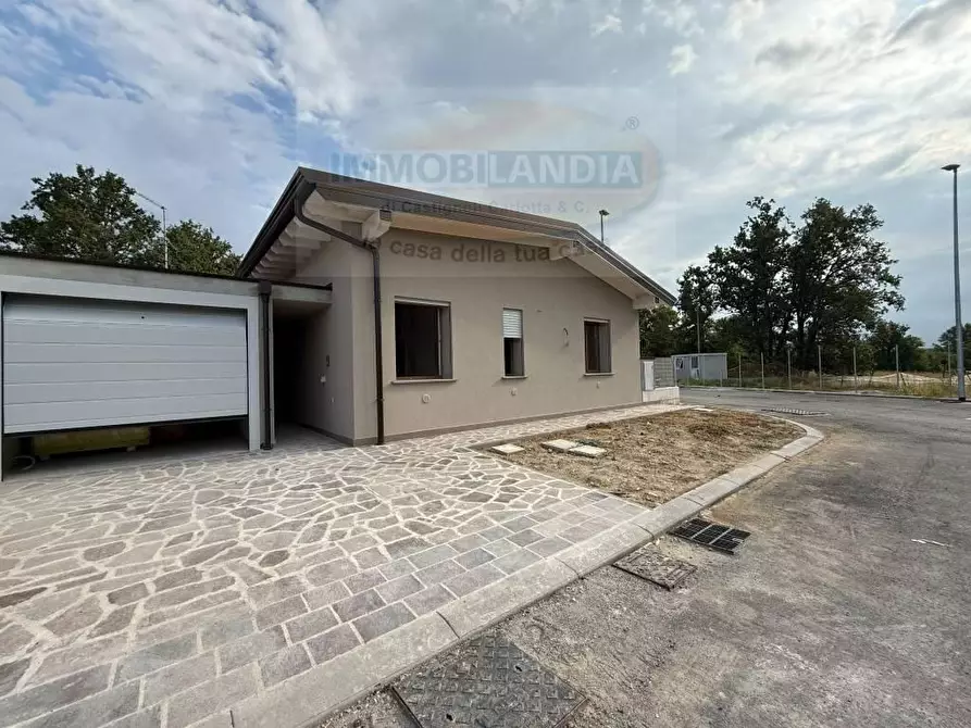 Immagine 2 di Casa bifamiliare in vendita  in VIA SAN ROCCO 1 a Comazzo