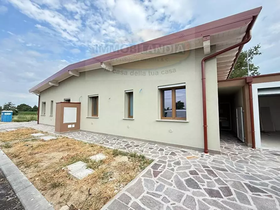 Immagine 3 di Casa bifamiliare in vendita  in VIA SAN ROCCO 1 a Comazzo