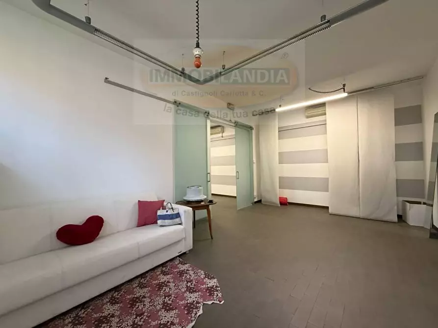 Immagine 11 di Ufficio in vendita  in VIA pascoli 32 a San Donato Milanese