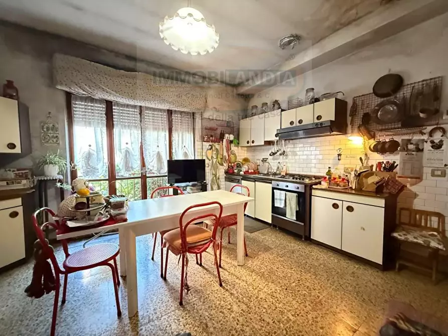 Immagine 2 di Villa in vendita  in VIA IV novembre 4 a Zelo Buon Persico
