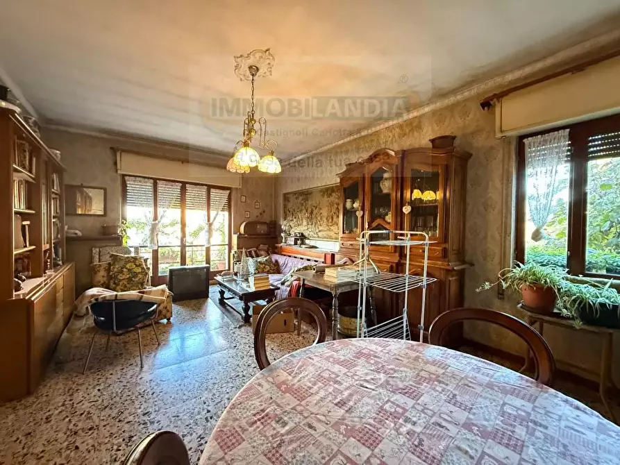 Immagine 8 di Villa in vendita  in VIA IV novembre 4 a Zelo Buon Persico