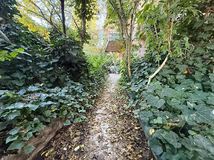 Immagine 11 di Villa in vendita  in VIA IV novembre 4 a Zelo Buon Persico