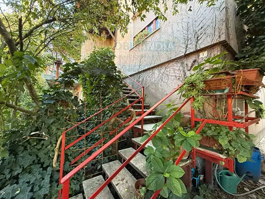 Immagine 13 di Villa in vendita  in VIA IV novembre 4 a Zelo Buon Persico