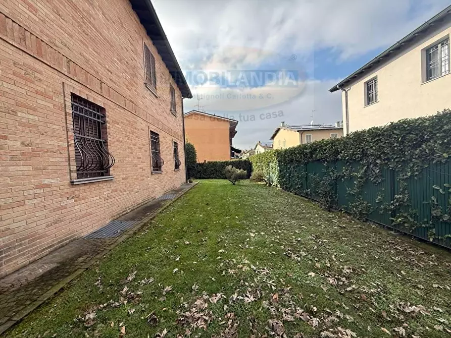 Immagine 17 di Villa in vendita  in VIA DANTE a Zelo Buon Persico