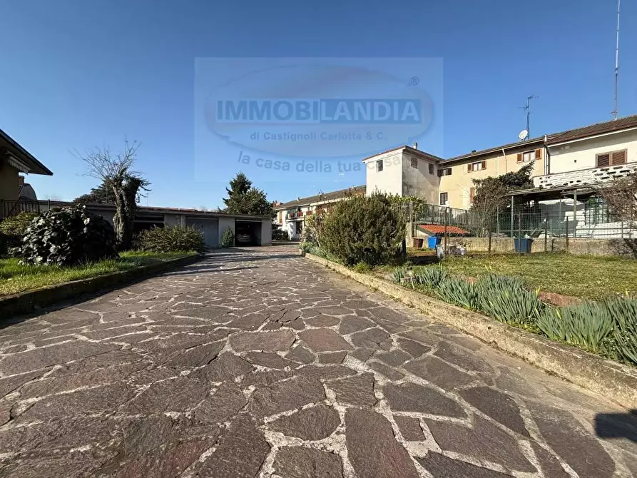 Immagine 15 di Casa indipendente in vendita  in VIA DELLA RESISTENZA 47 a Peschiera Borromeo