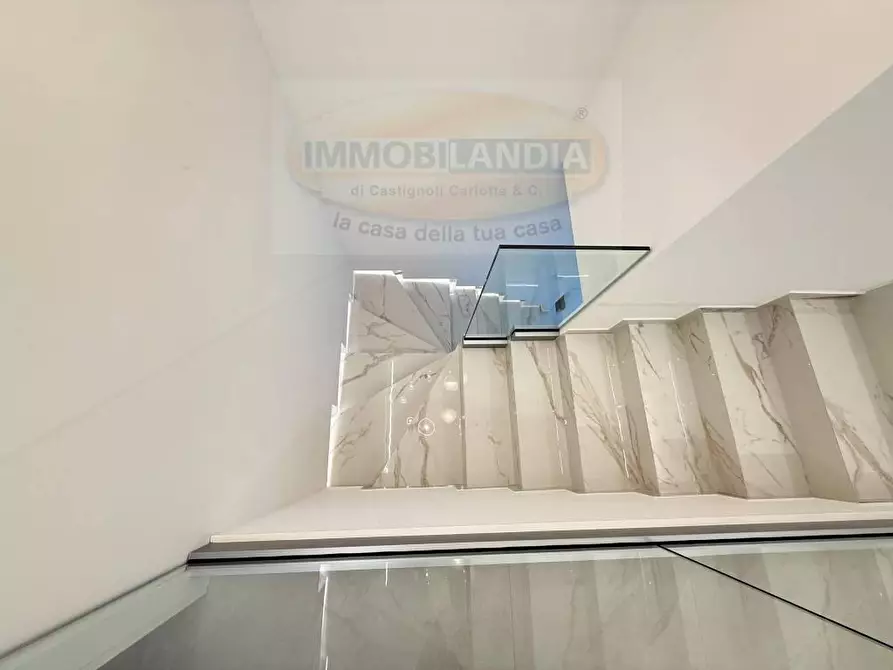 Immagine 17 di Casa bifamiliare in vendita  in VIALE europa 2 a Montanaso Lombardo