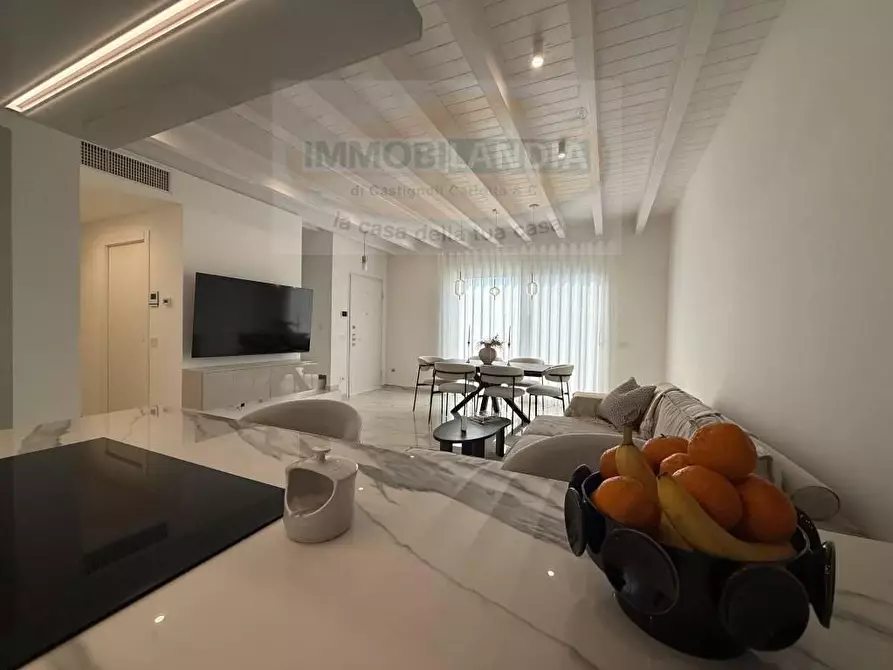Immagine 7 di Casa bifamiliare in vendita  in VIALE europa 2 a Montanaso Lombardo