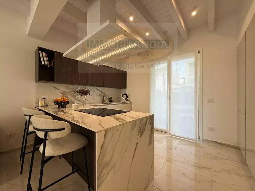 Immagine 8 di Casa bifamiliare in vendita  in VIALE europa 2 a Montanaso Lombardo