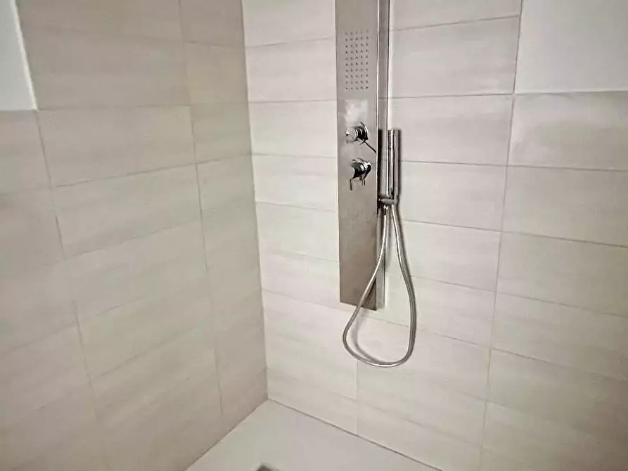 Immagine 16 di Appartamento in vendita  in VIA merello a Quartu Sant'elena