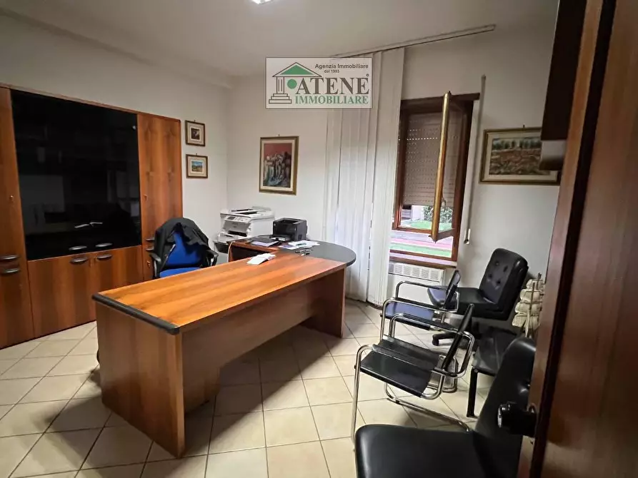 Immagine 7 di Ufficio in affitto  in VIA de gioannis 25 a Cagliari