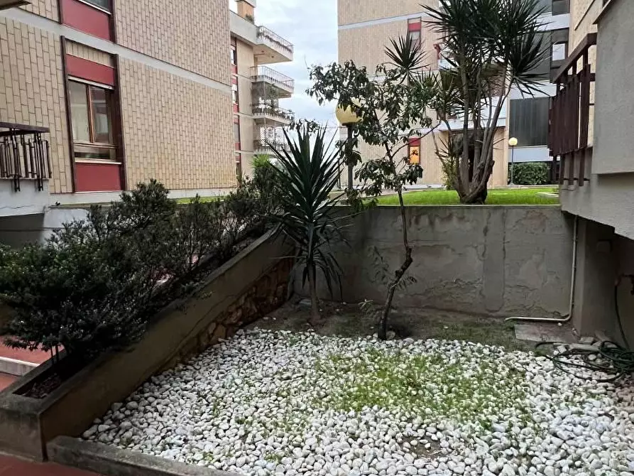 Immagine 11 di Ufficio in affitto  in VIA de gioannis 25 a Cagliari