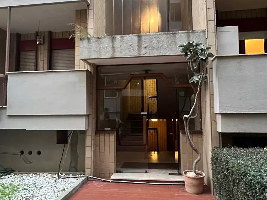 Immagine 12 di Ufficio in affitto  in VIA de gioannis 25 a Cagliari