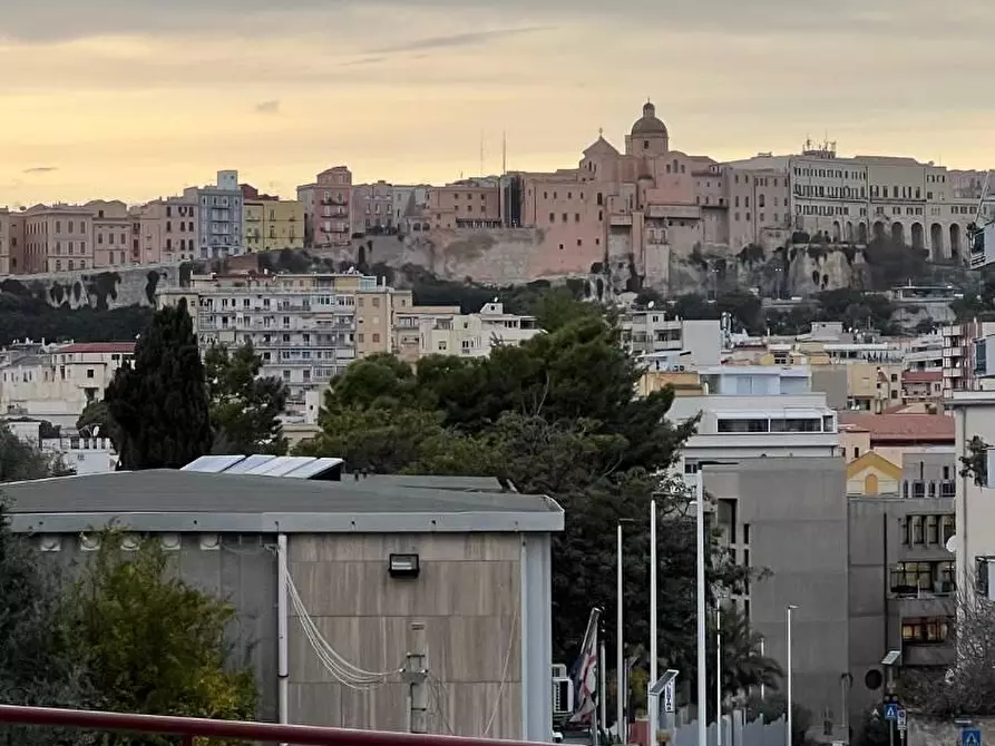 Immagine 14 di Ufficio in affitto  in VIA de gioannis 25 a Cagliari