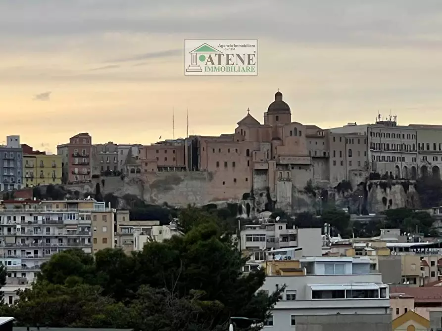 Immagine 15 di Ufficio in affitto  in VIA de gioannis 25 a Cagliari