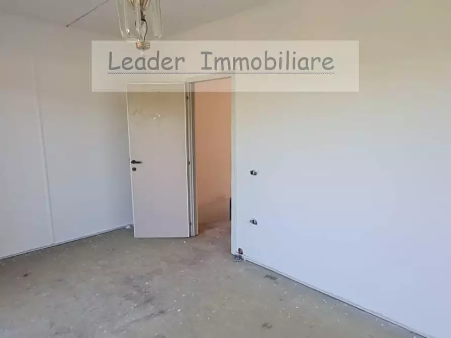 Immagine 15 di Appartamento in vendita  in VIA Masaccio 16 a Como