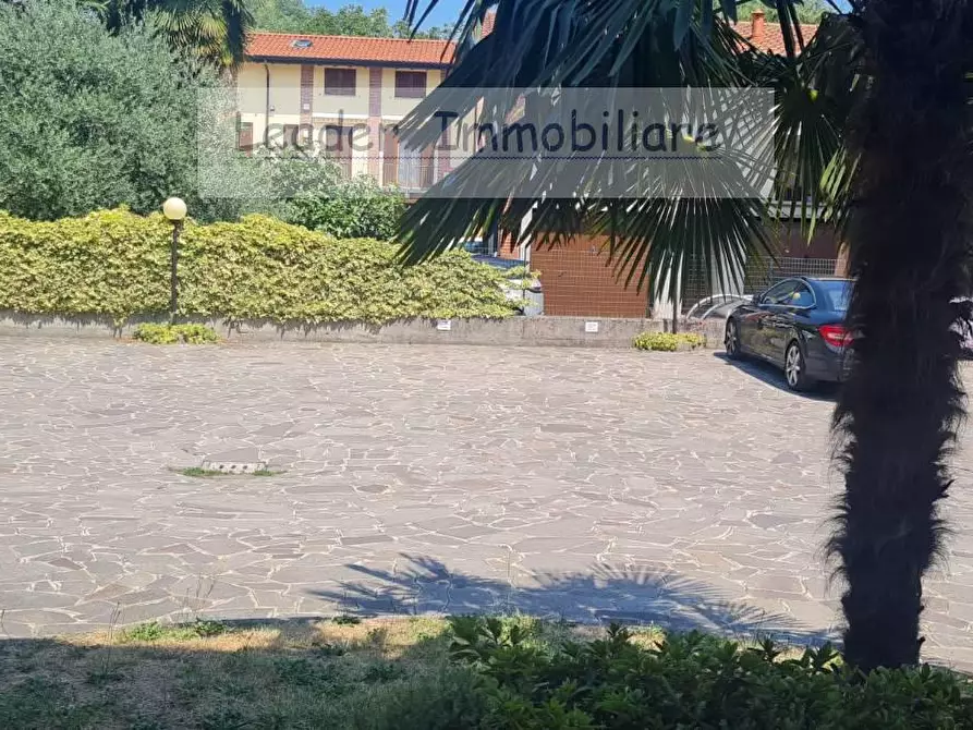 Immagine 2 di Ufficio in vendita  in Battisti 9 a Bulgarograsso