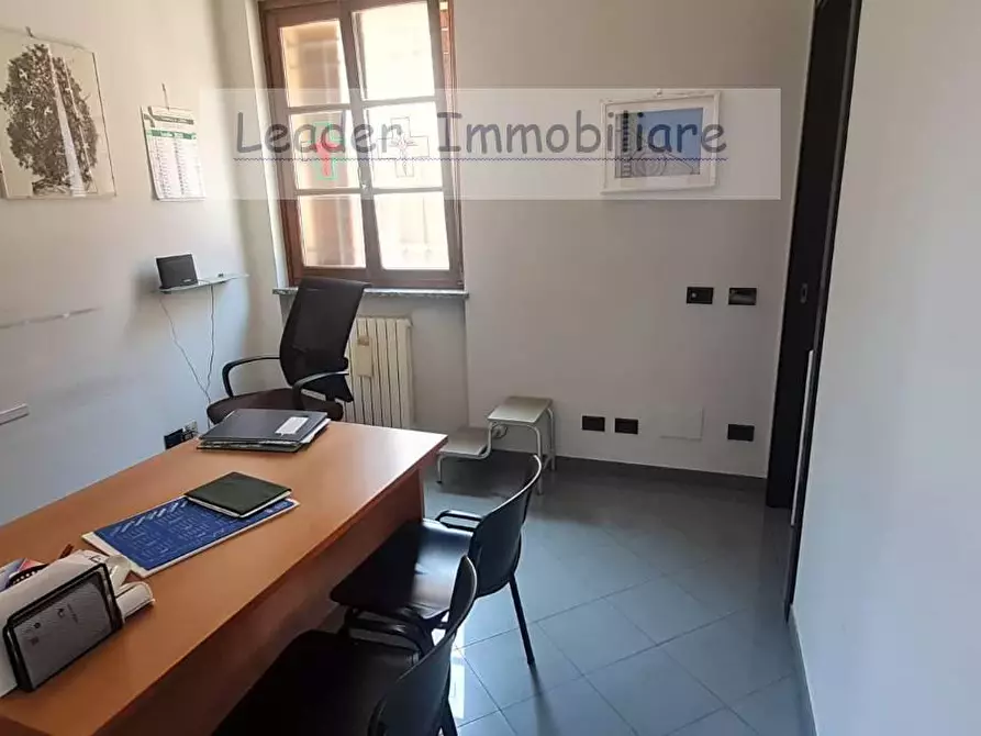 Immagine 5 di Ufficio in vendita  in Battisti 9 a Bulgarograsso