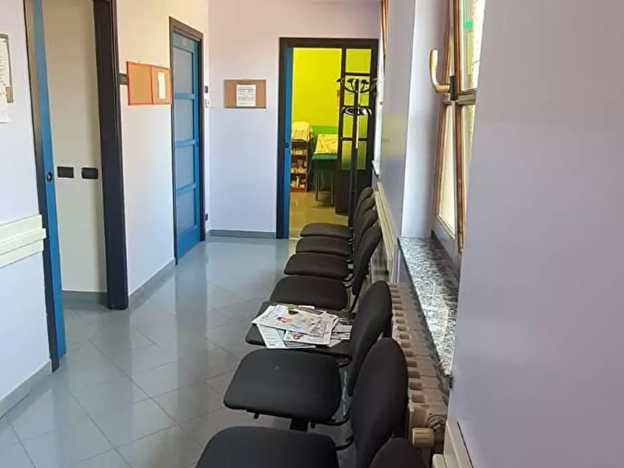 Immagine 9 di Ufficio in vendita  in Battisti 9 a Bulgarograsso