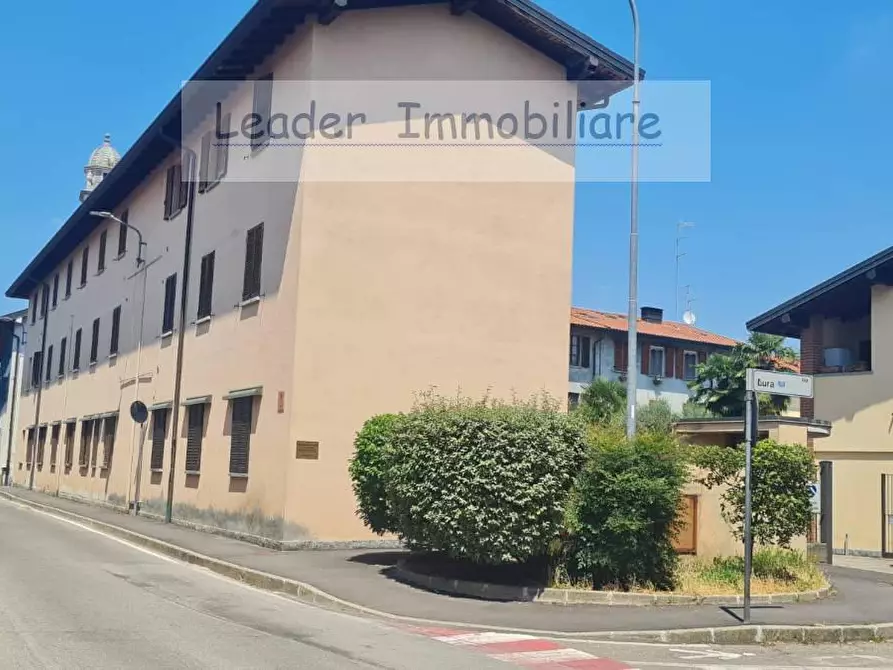 Immagine 11 di Ufficio in vendita  in Battisti 9 a Bulgarograsso