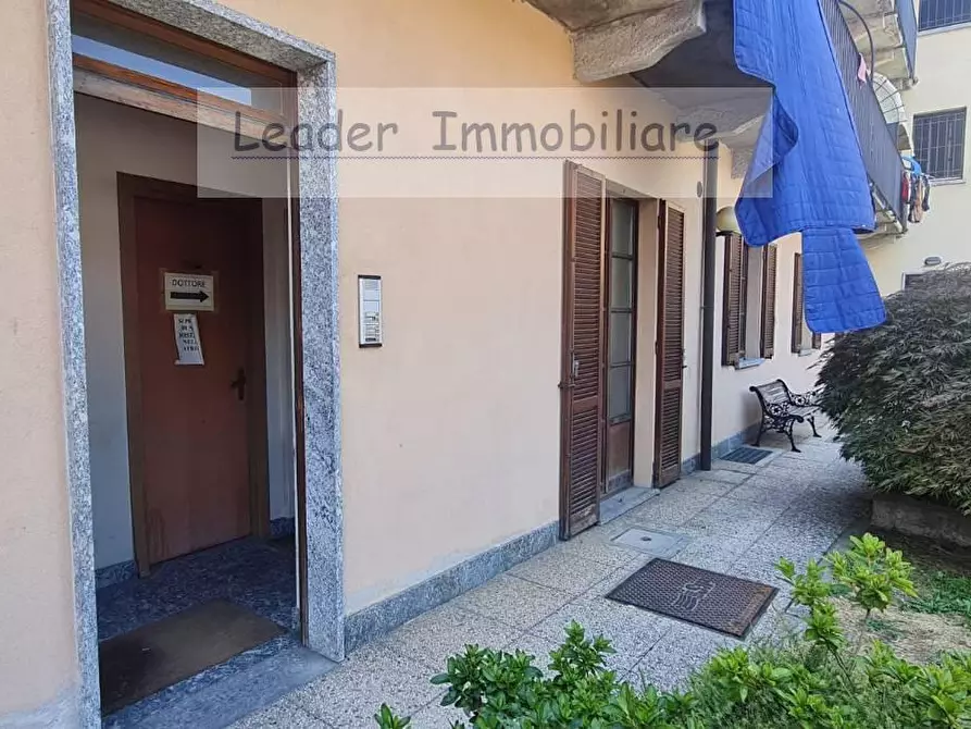 Immagine 13 di Ufficio in vendita  in Battisti 9 a Bulgarograsso