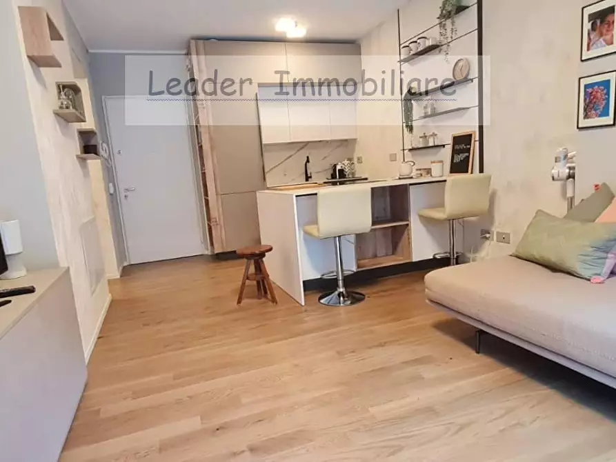 Immagine 12 di Appartamento in affitto  in VIA Regina Teodolinda 53 a Como