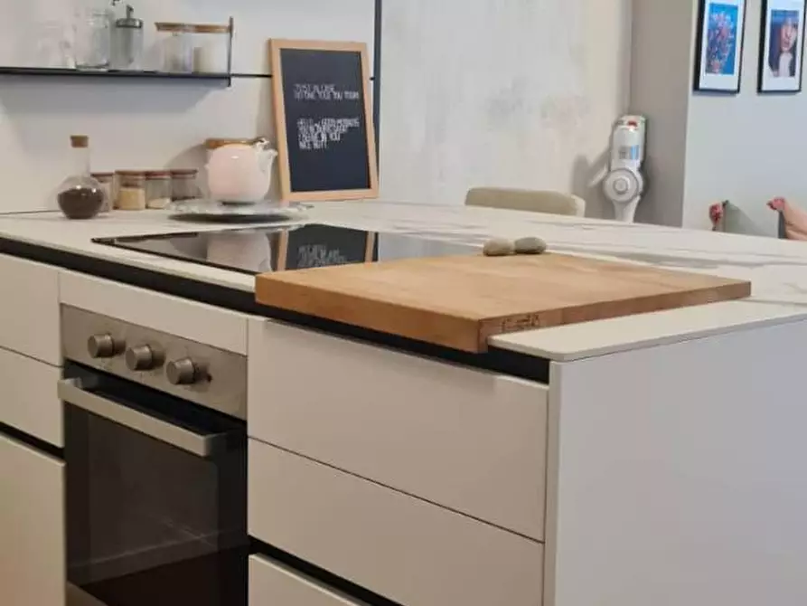 Immagine 14 di Appartamento in affitto  in VIA Regina Teodolinda 53 a Como