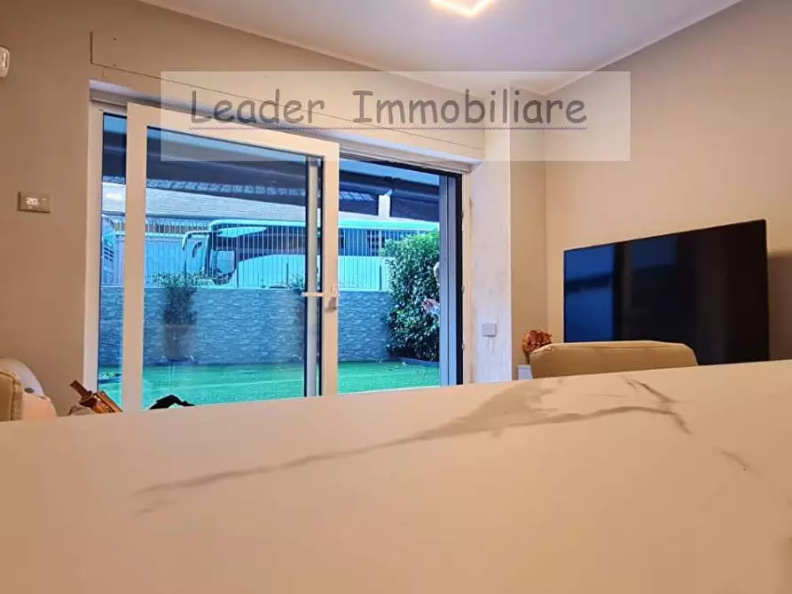 Immagine 22 di Appartamento in affitto  in VIA Regina Teodolinda 53 a Como