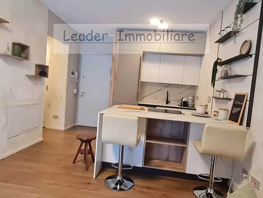 Immagine 7 di Appartamento in affitto  in VIA Regina Teodolinda 53 a Como