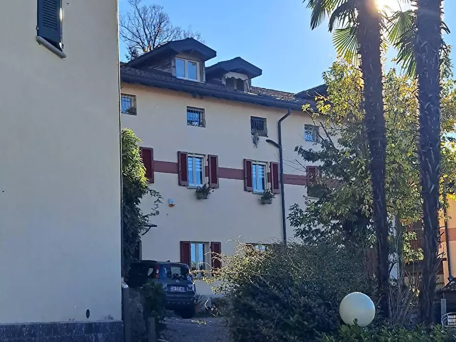 Immagine 4 di Appartamento in vendita  in VIA Priva a Como