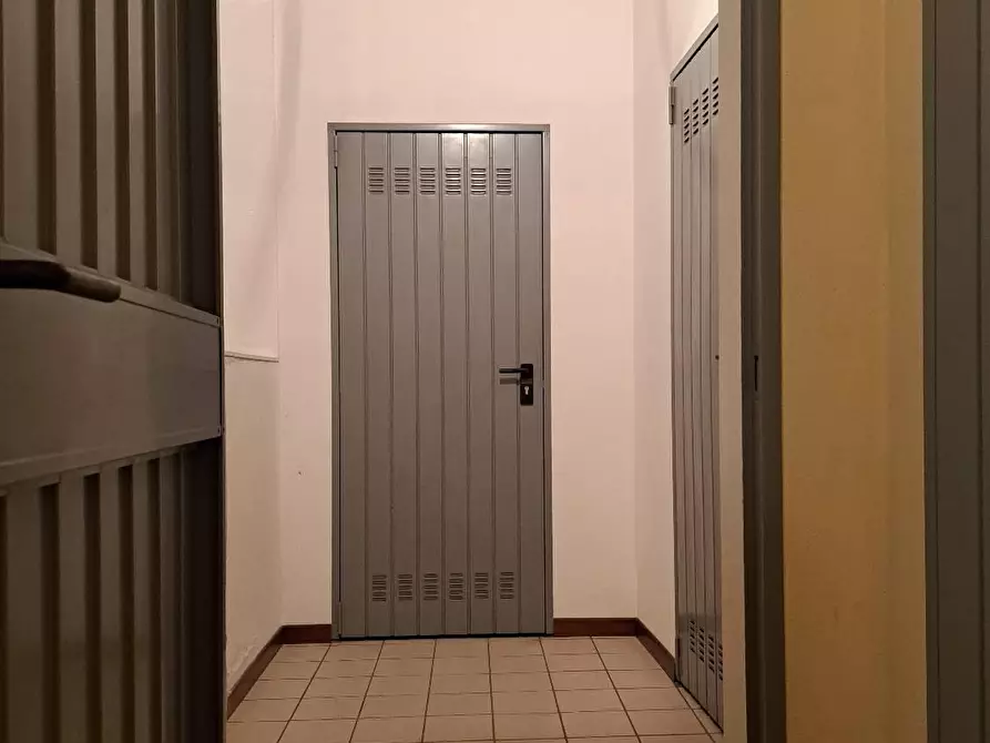 Immagine 7 di Appartamento in vendita  in VIA Priva a Como