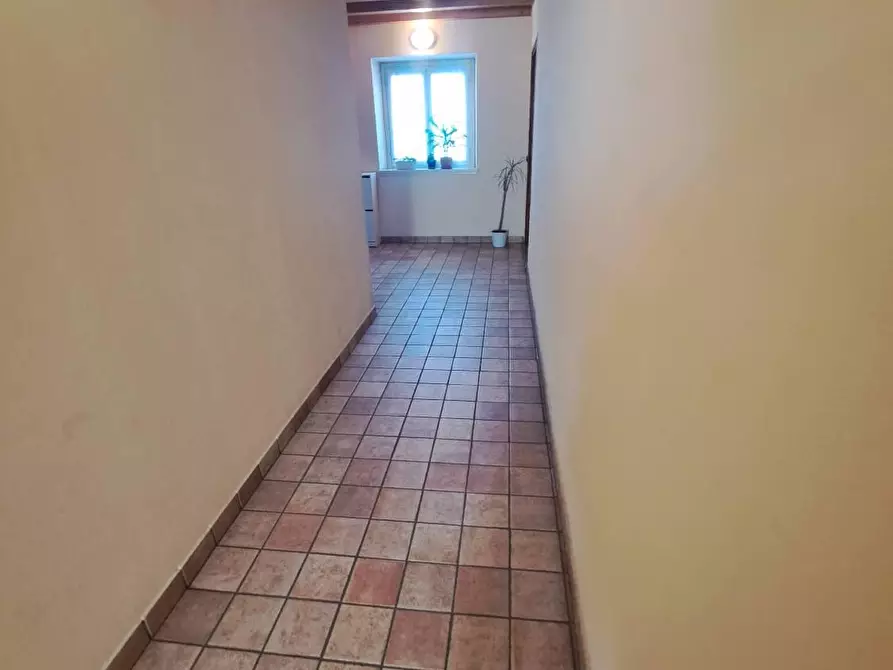 Immagine 9 di Appartamento in vendita  in VIA Priva a Como