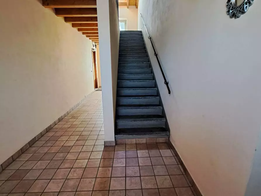 Immagine 1 di Appartamento in vendita  in VIA Priva a Como